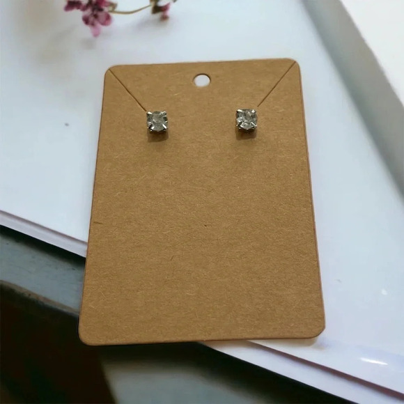 Clear Rhinestone Elegant Stud Earrings - Picture 2 of 4